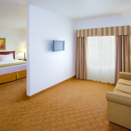 Holiday Inn Express Hotel & Suites Elkins By Ihg Exterior foto